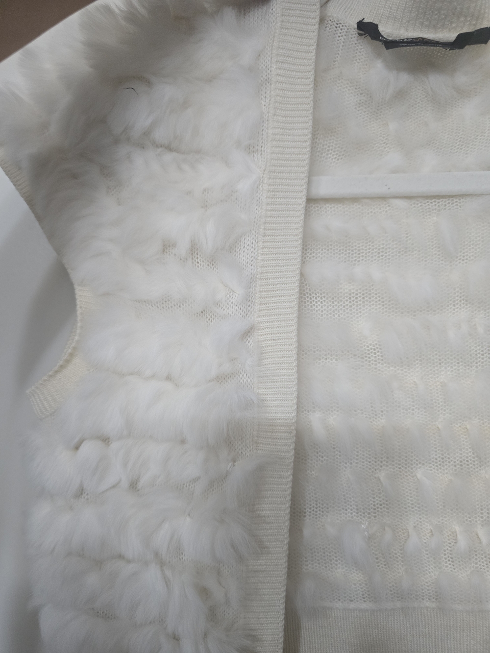 BCBGMAXAZRIA Cream Rabbit Fur Crochet Vest - Picture 7 of 8